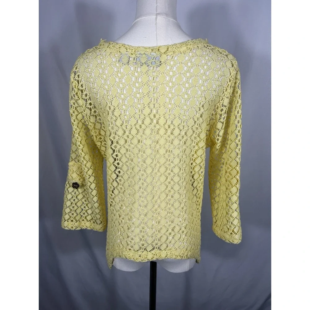 Vintage Yellow Open Knit Cardigan Wood Flower Button Beach Artsy Boho Lagenlook